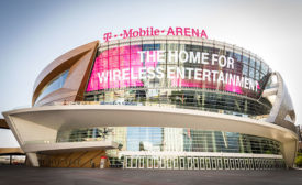 定制的彩色涂料在新的T-Mobile竞技场的标志性立面中达到高潮