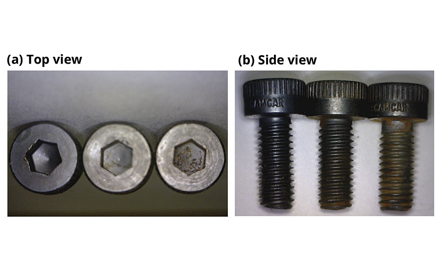 合金钢螺钉腐蚀试验前、7天和14天腐蚀试验后的俯视图和侧视图(从左到右)。
