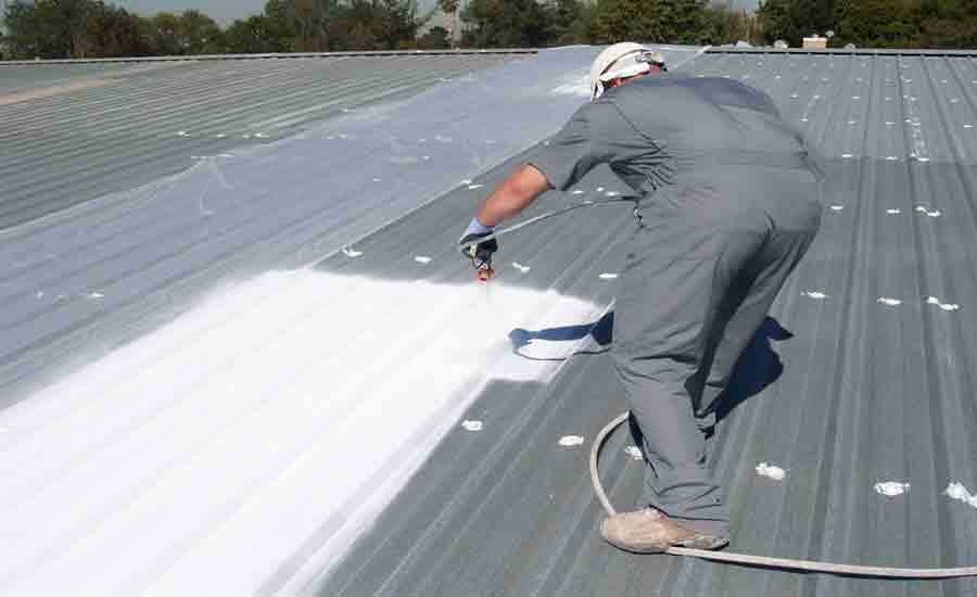 新屋顶监护人®白色elastomer-based涂料从Kemper系统美国公司。